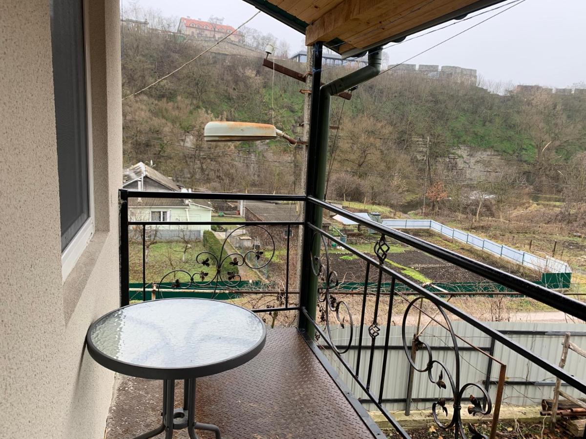 Вуличок Apartment Kamianets-Podilskyi Ngoại thất bức ảnh